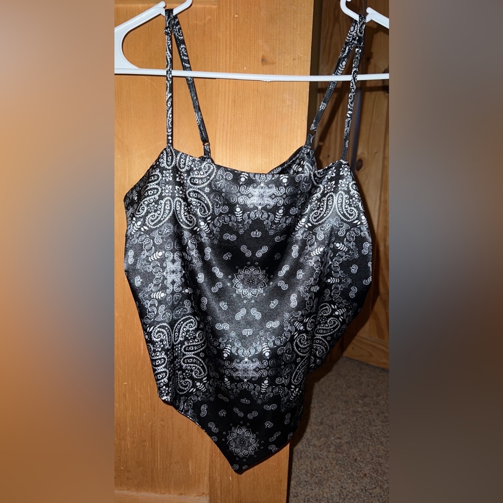 Bandanna tank top